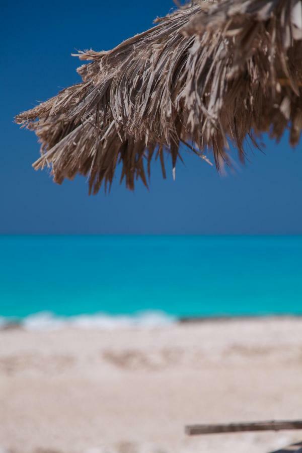 Villas Petro Beach Эль-Аламейн Экстерьер фото